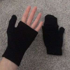 Chic Black “Convertible” Mittens - Easy Access!